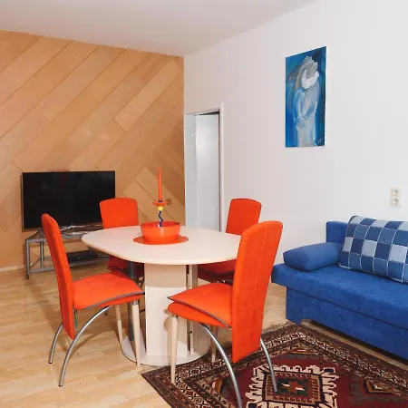 Nana Apartment *